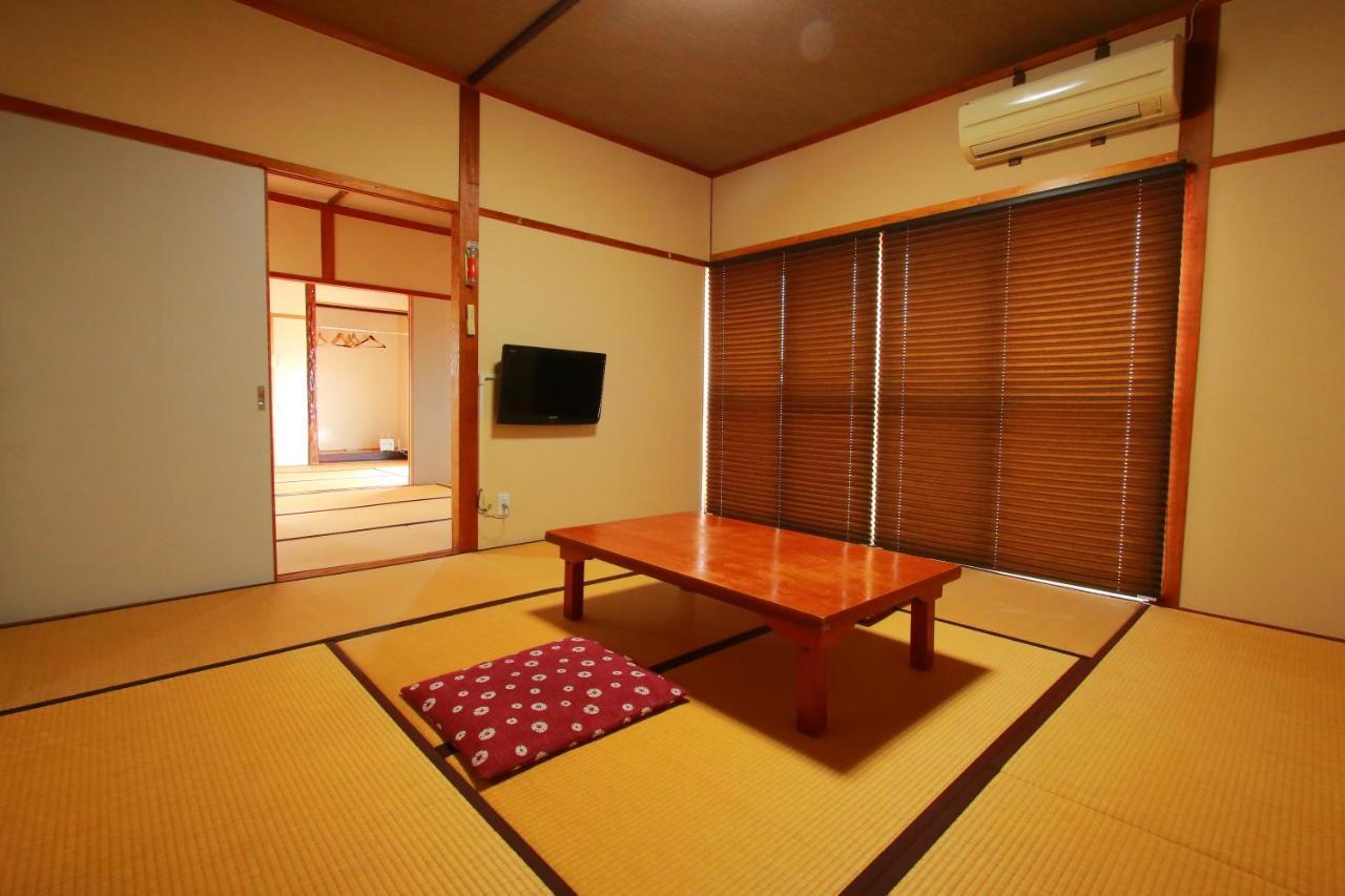 Family Ryokan Kawakyu With Showa Retro, Private Hot Spring Ibusuki Exterior photo