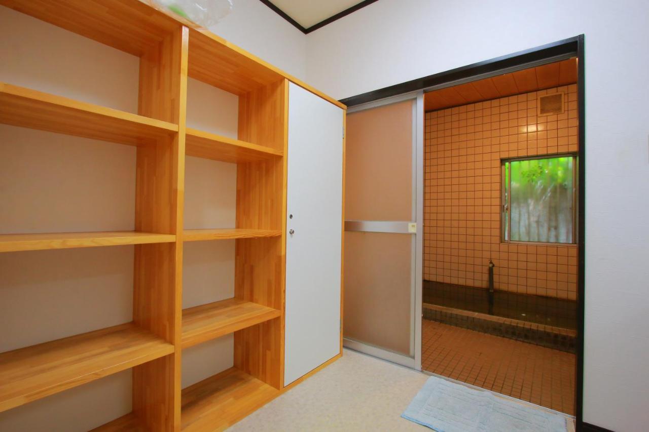 Family Ryokan Kawakyu With Showa Retro, Private Hot Spring Ibusuki Exterior photo