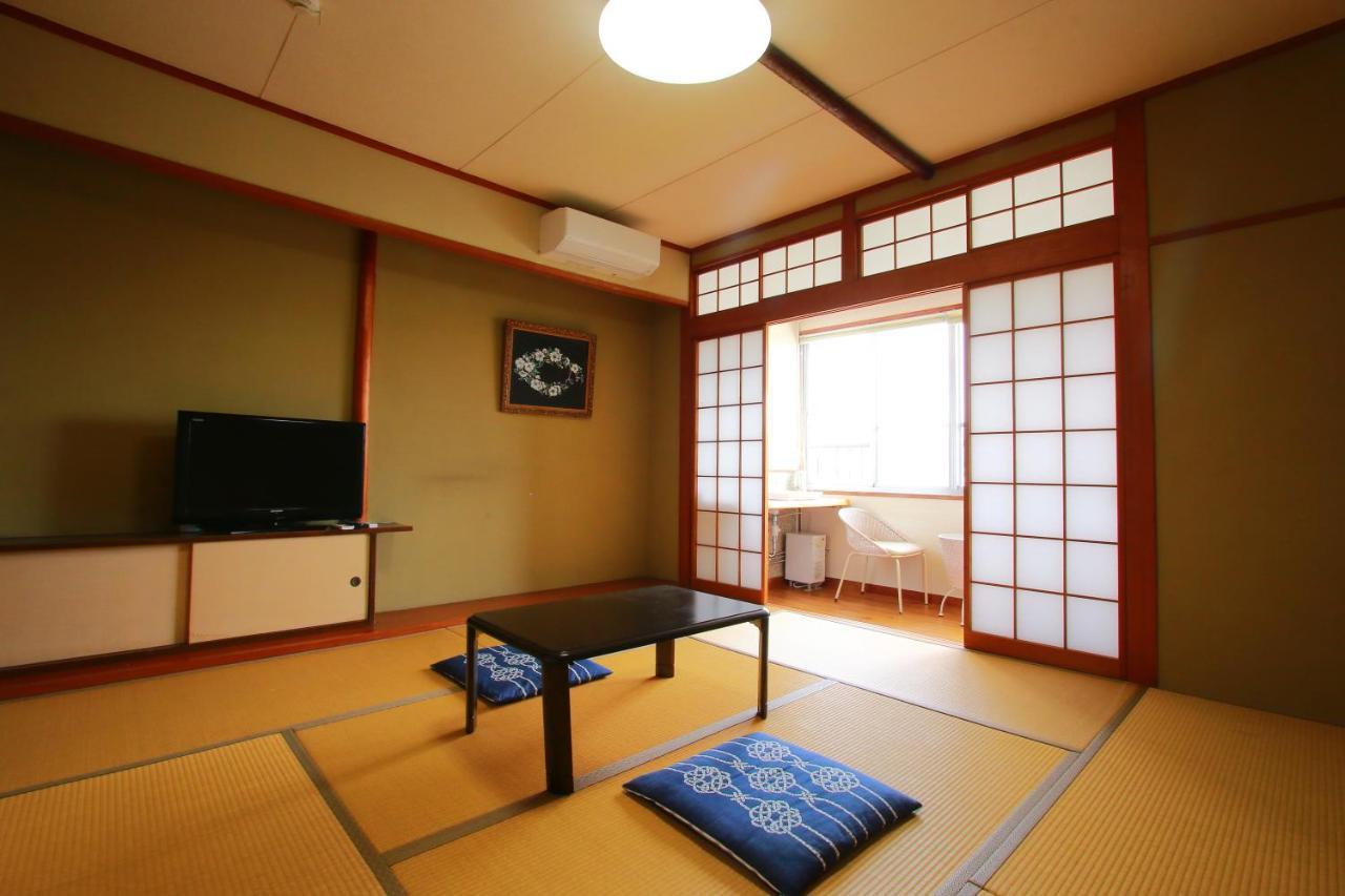 Family Ryokan Kawakyu With Showa Retro, Private Hot Spring Ibusuki Exterior photo